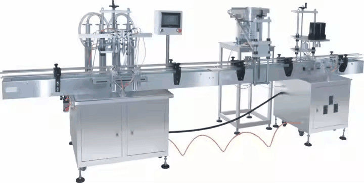 Inline 4 sproeiers Vloeistof vulmachine Automatische overstroom Vloeistof fles vulmachine voor drank sap