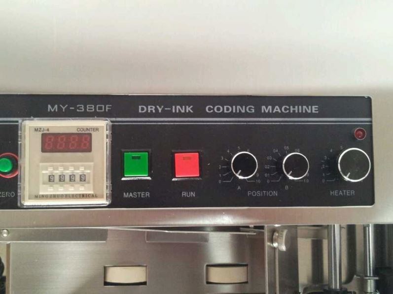 MY-380 Batchcode-drukmachine voor embossing en massief inkt